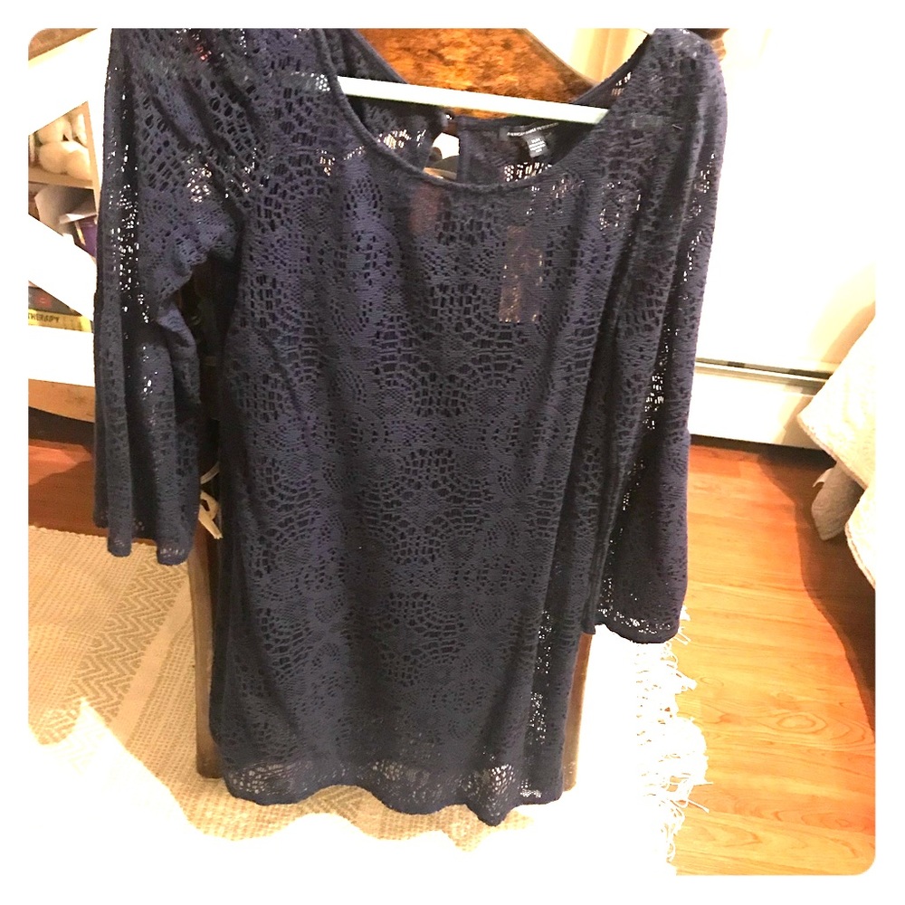 Lace bell sleeve dress